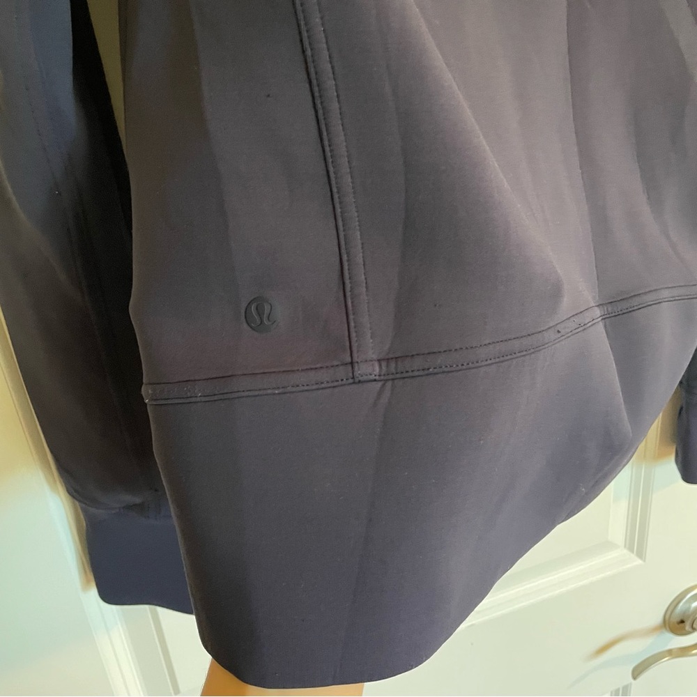 Lululemon Jacket - Picture 6 of 6